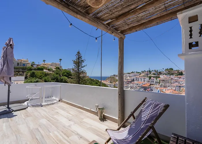 Sea View Apartament *